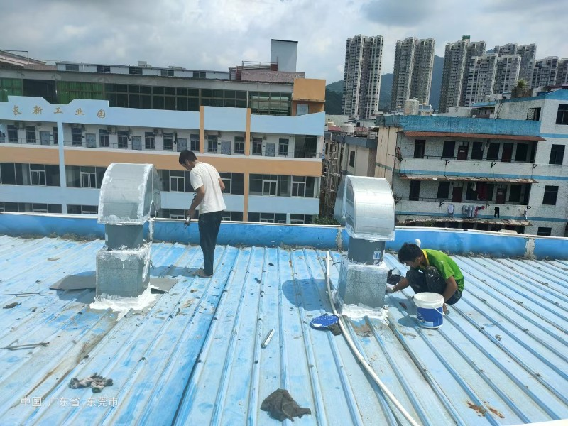 泰山钢结构屋面涂料维修方法